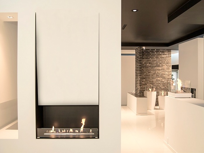 Автоматический биокамин Decoflame Manhattan e-Ribbon Fire по цене 680 000 руб.